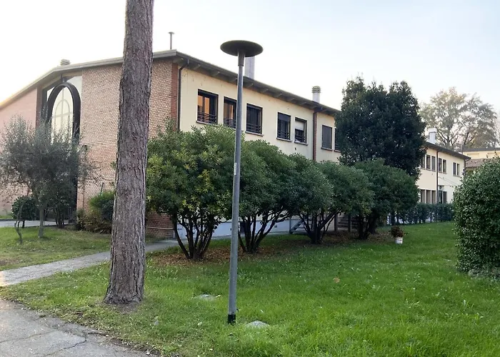 Maison Pallavicini Отель *